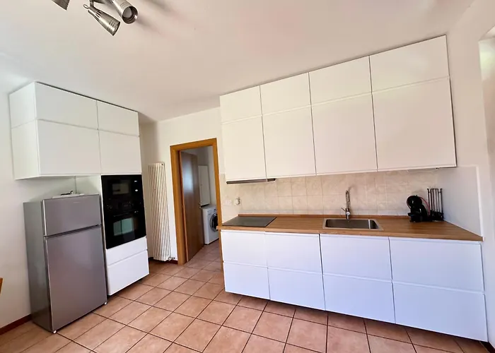 Strawberry House Дом отдыха Колико