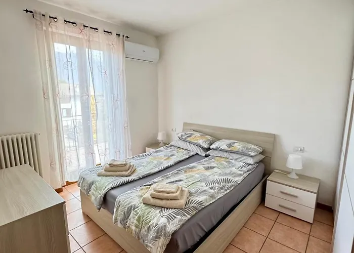 Strawberry House * קוליקו