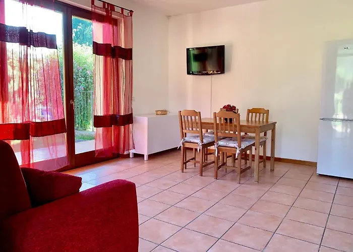 Strawberry House * קוליקו